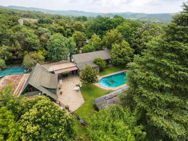 Farm for sale in Hartbeespoort Dam Nature Reserve, North West