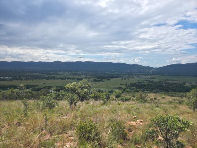 Farm for sale in Hartbeespoort Dam Nature Reserve, North West