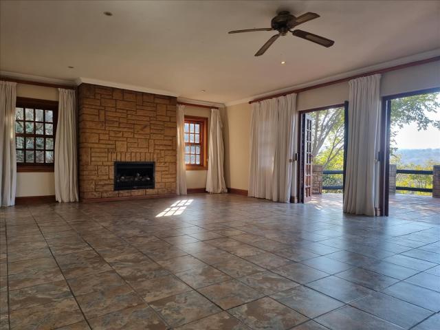 Farm for sale in Hartbeespoort Dam Nature Reserve, North West