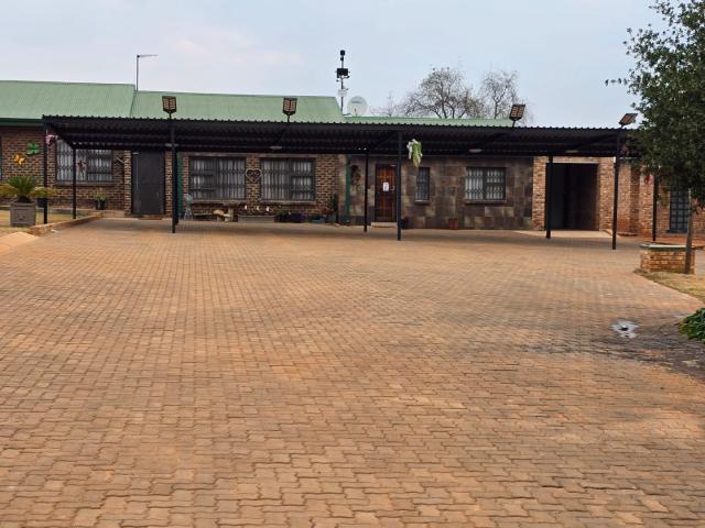 Farm for sale in Lesedi Local Municipality, Gauteng