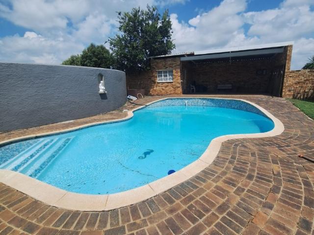 Farm for sale in Dr Kenneth Kaunda, North West