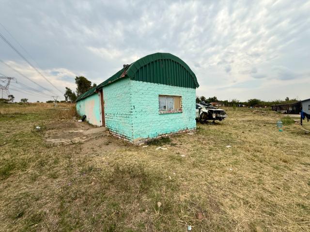 Farm for sale in Olievenhoutbos, Gauteng