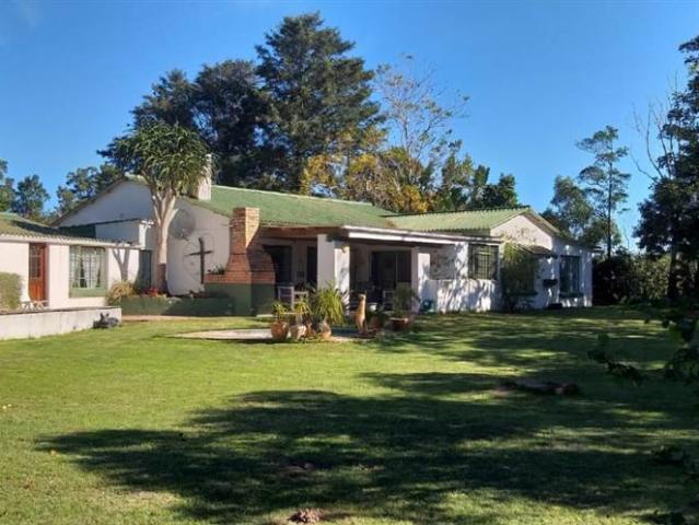 Property for sale in Bushmans River Mouth, Eastern Cape