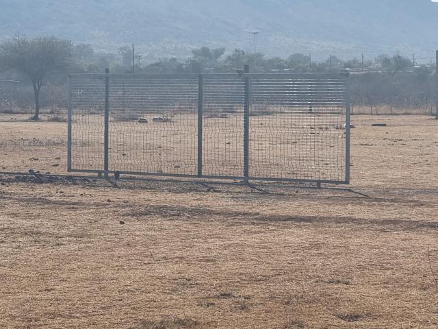 Farm for sale in Ifafi, Hartbeespoort Dam Nature Reserve
