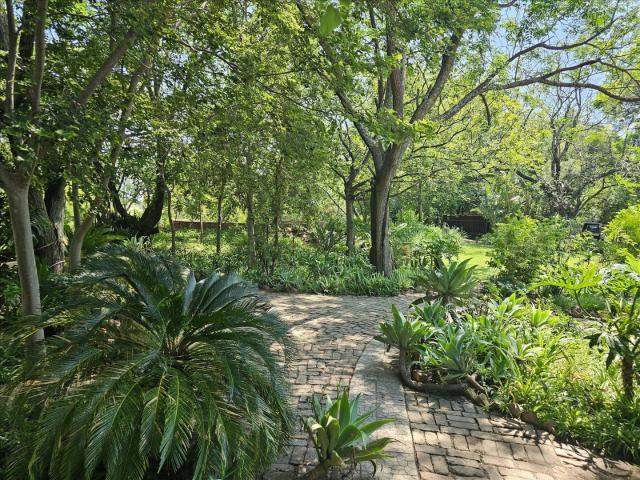 Farm for sale in Hartbeespoort Dam Nature Reserve, North West