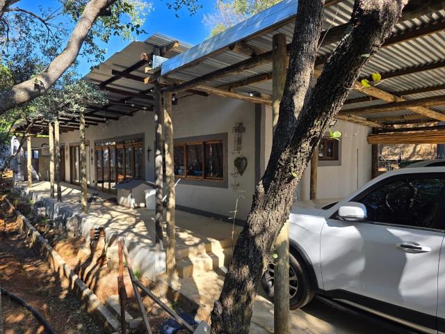 Farm for sale in Hartbeespoort Dam Nature Reserve, North West