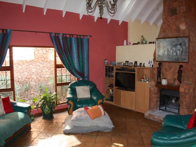 Farm for sale in Hartbeespoort Dam Nature Reserve, North West