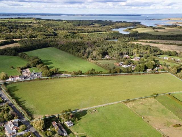 Land for sale in Ningwood, Shalfleet