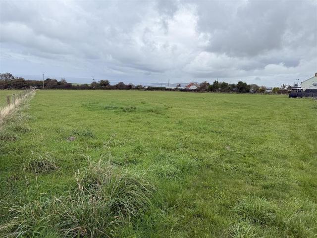 Land for sale in Square and Compass, Trefin