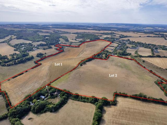 Land for sale in Waltham, The Bridge