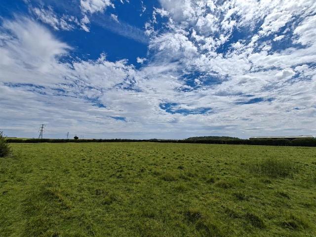 Land for sale in Bradmore, Barton In Fabis