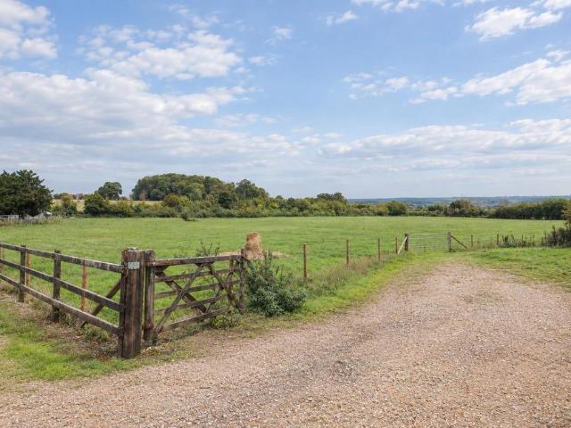 Land for rent in Fordingbridge, New Forest