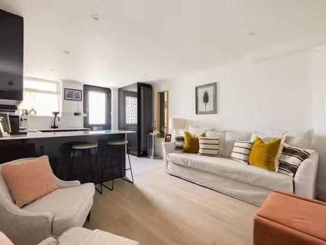 Apartment for rent in Fulham, Walham Green