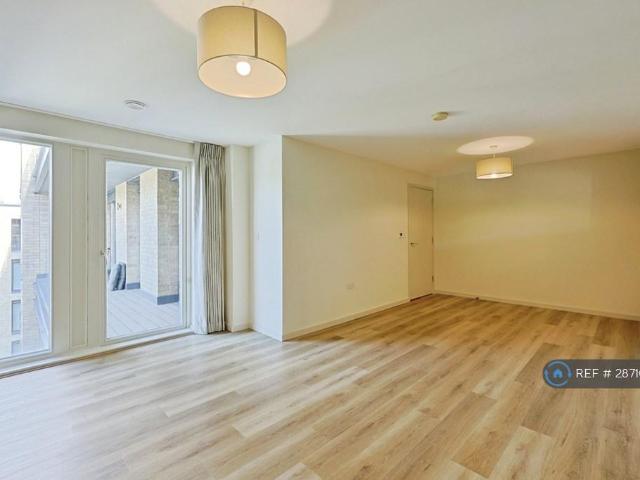House for rent in West Kensington, Greater London