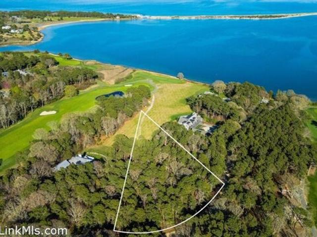 Land for sale in Oak Bluffs, Massachusetts