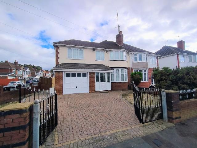 House for rent in Langley Green, Sandwell