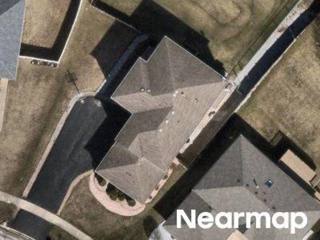 House for sale in Illinois