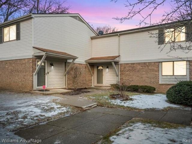 Condo for sale in Southfield