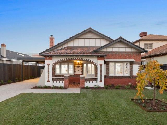 House for sale in Bentleigh