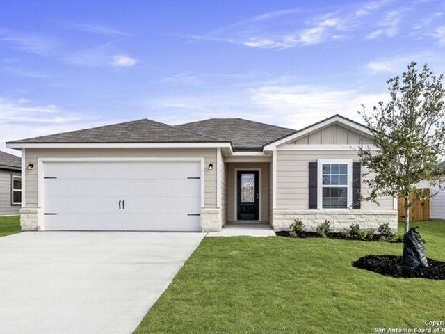 House for sale in Lytle, Texas