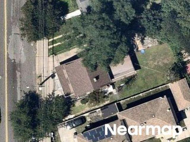 House for sale in Queens, Arverne