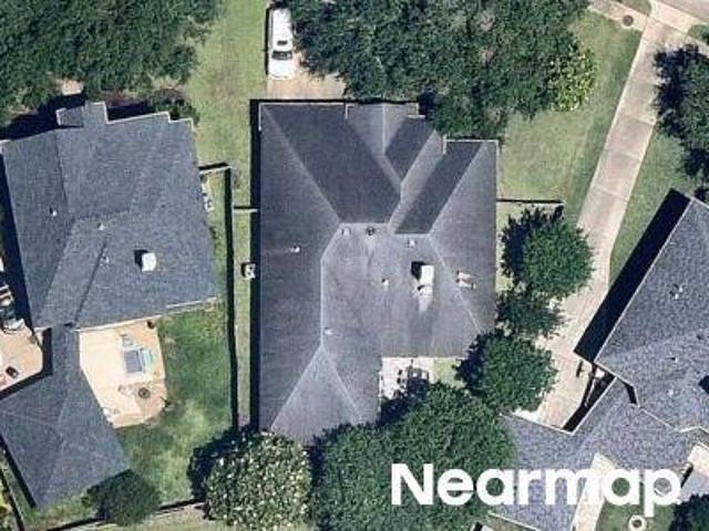 House for sale in Waterside Estates, Richmond