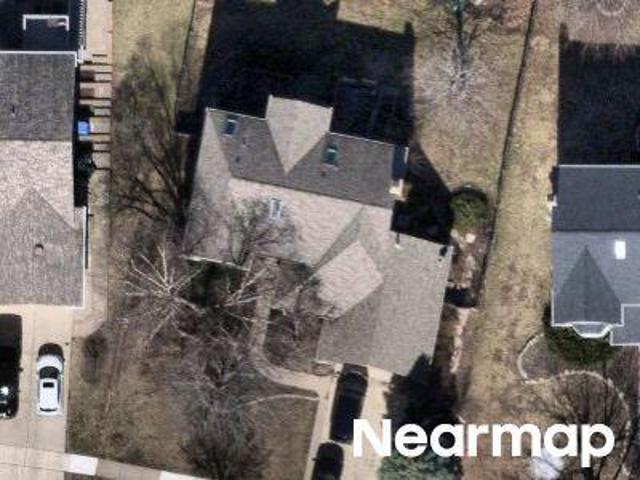 House for sale in Mchenry, Illinois