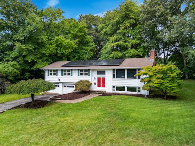 Farm for sale in South Windsor, Connecticut