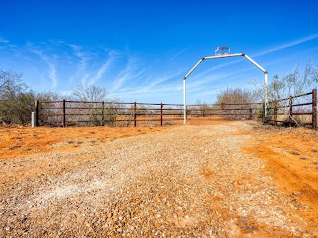 Farm for sale in Dilley, Texas