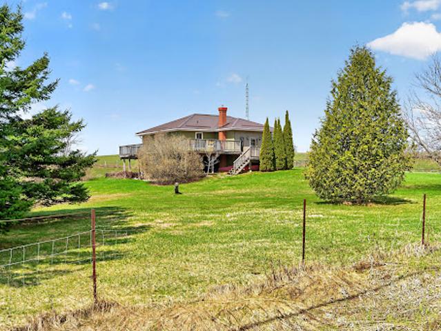 House for sale in Methuen, Ontario
