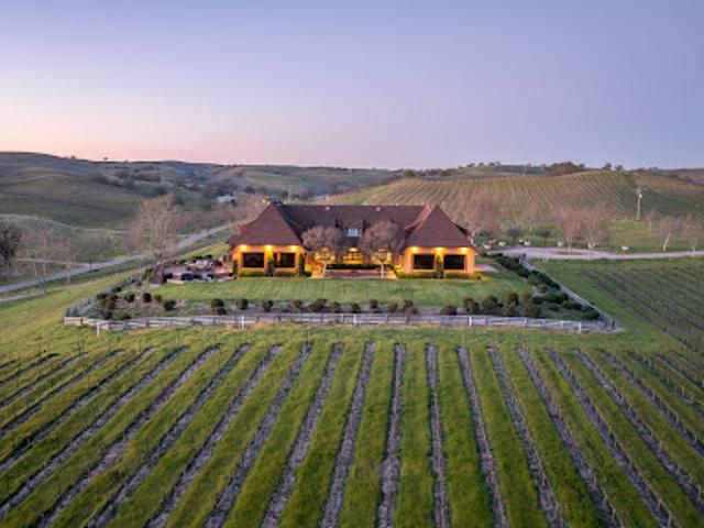 Farm for sale in Paso Robles, California