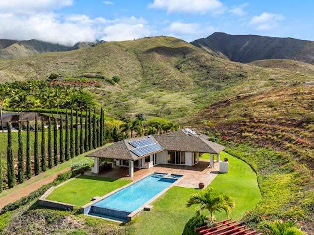 Farm for sale in Lahaina, Hawaii