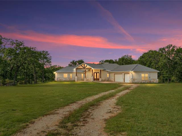 Farm for sale in La Grange, Fayette County