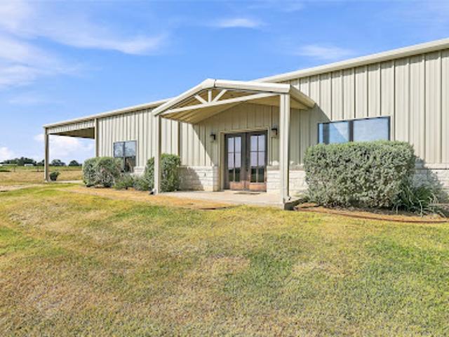 Farm for sale in Ledbetter, Fayette County