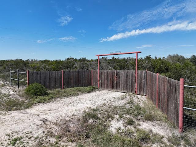 Farm for sale in Karnes City, Karnes County