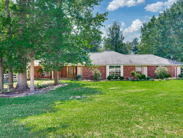 Farm for sale in Palestine, Texas