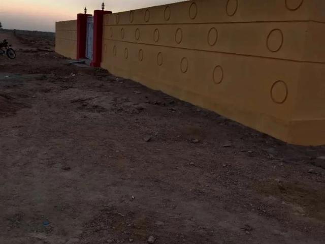 Land for sale in بہادر آباد, کراچی ڈویژن