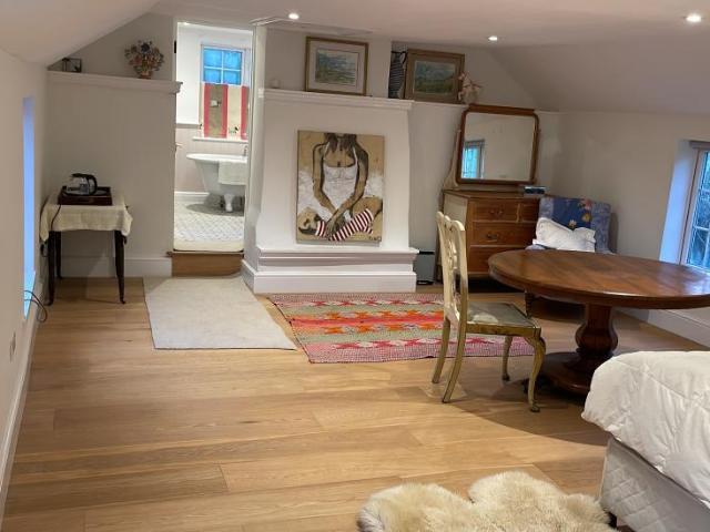 Room for rent in Heddington, Wiltshire