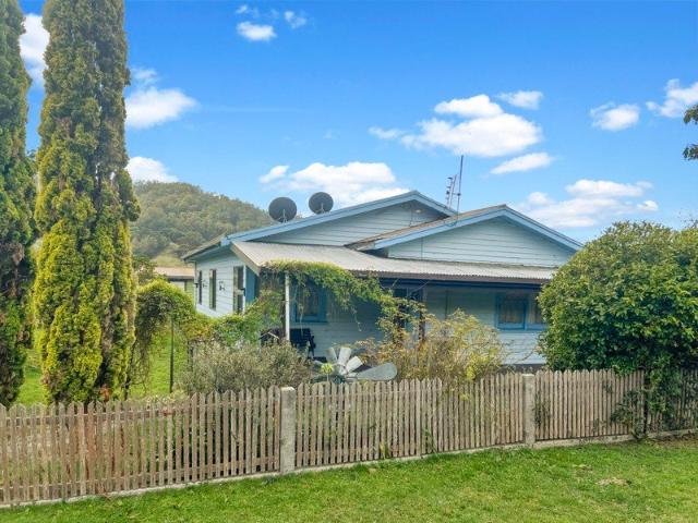 House for sale in Pyengana, Tasmania