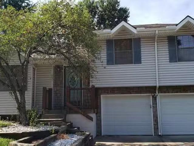 House for rent in Lees Summit