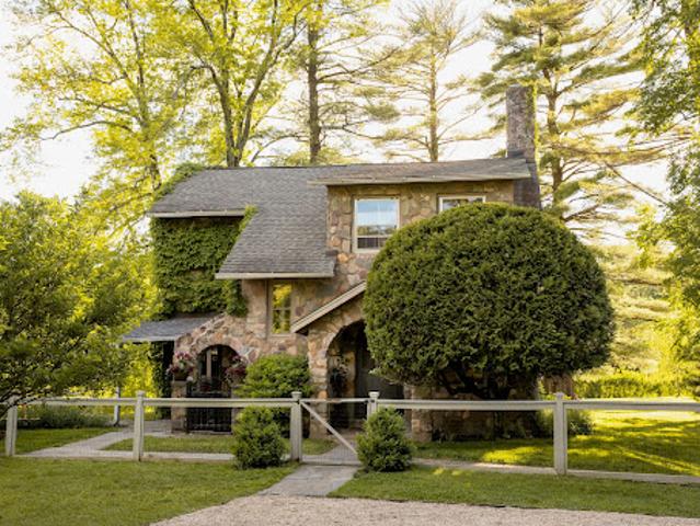 Farm for sale in Bearsville, New York