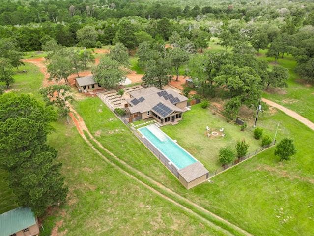 Farm for sale in Smithville, Texas