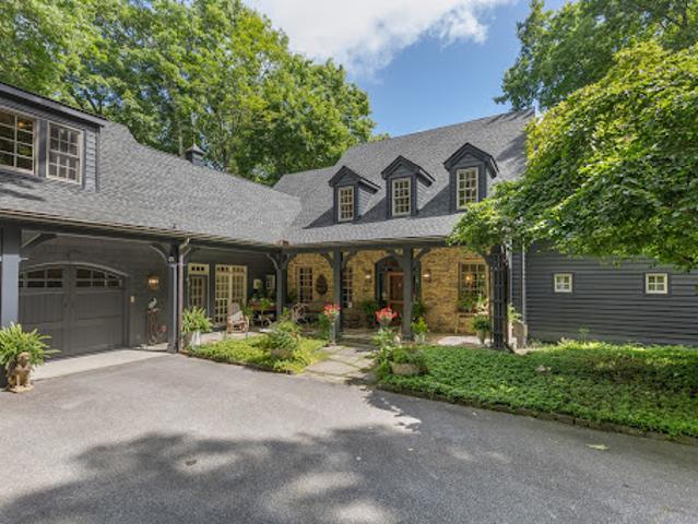 House for sale in Highlands, North Carolina