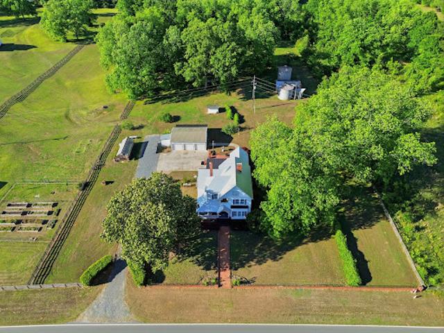 Farm for sale in Barnesville, Georgia