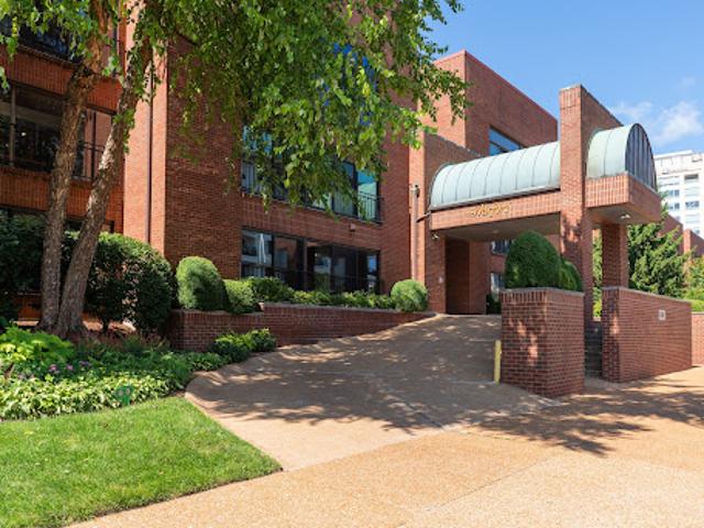 Farm for sale in Saint Louis, Missouri