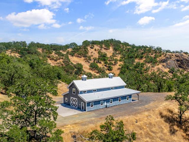Farm for sale in Ukiah, Mendocino County