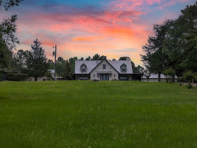 Farm for sale in Grapeland, Texas