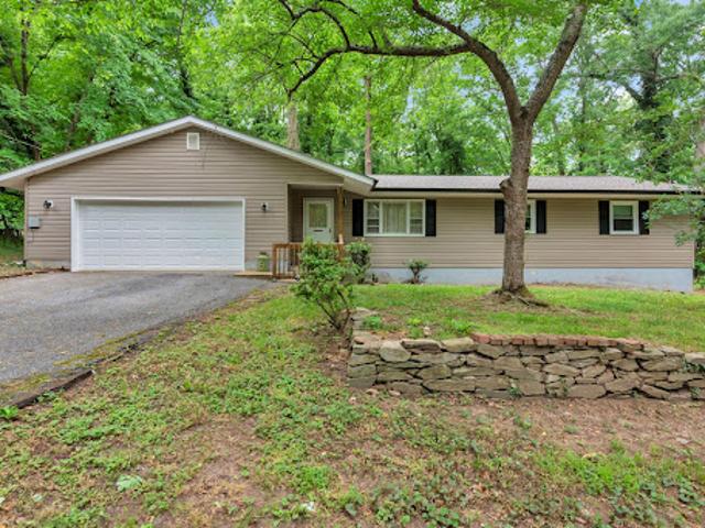 Farm for sale in Accokeek, Maryland