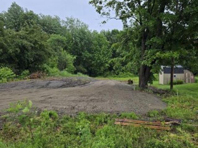 Land for sale in Farmington, Maine