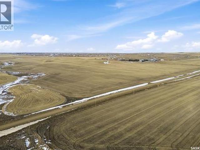 Farm for sale in Auvergne, Saskatchewan